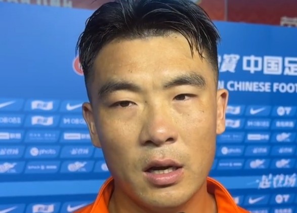石柯重返济南:换了身衣服,还是希望泰山好 石柯重返济南:换了身衣服,还是希望泰山好