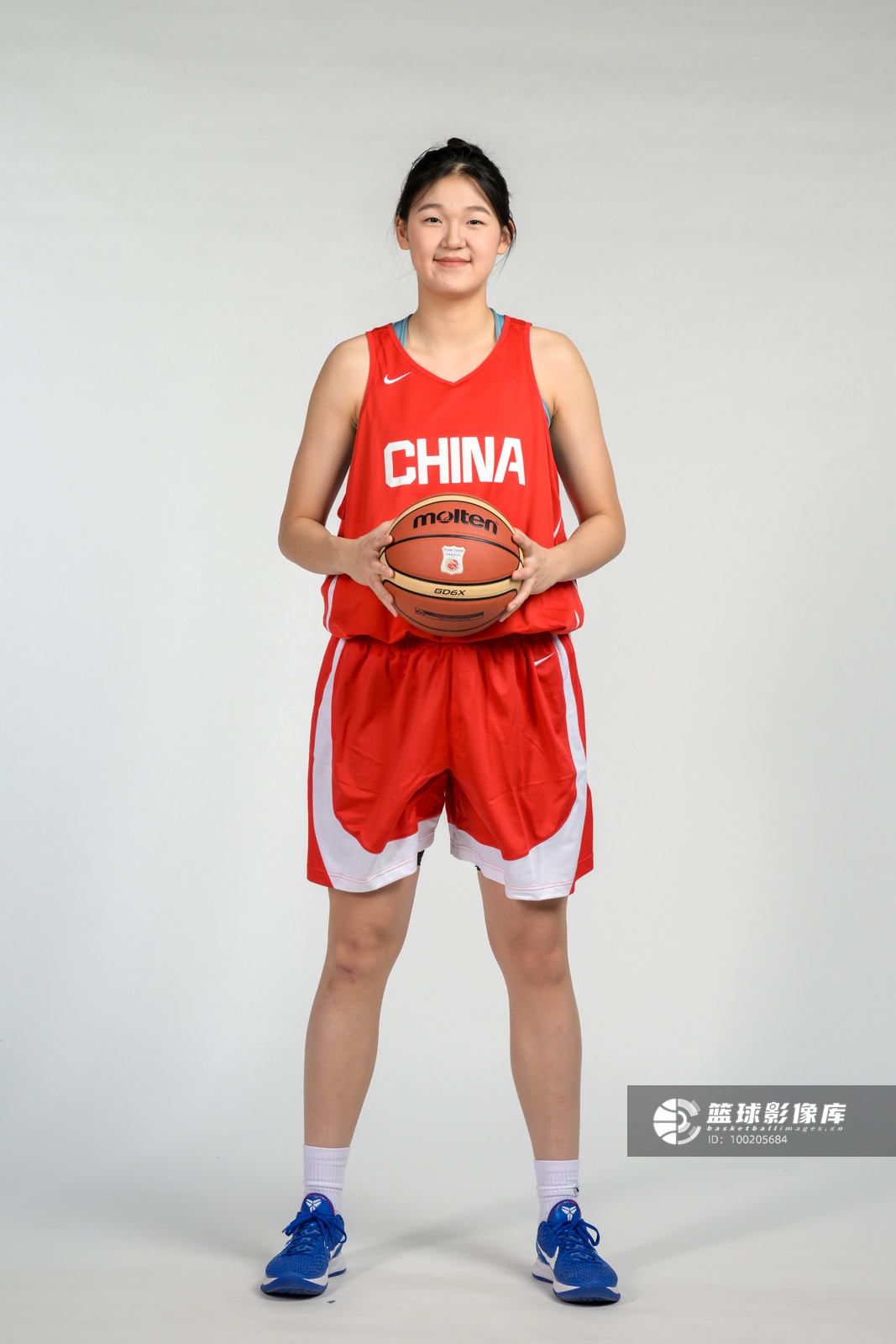 孙晗昀半场11中3手感冰凉 三分5中0成中国女篮进攻哑火缩影 孙晗昀半场11中3手感冰凉 三分5中0成中国女篮进攻哑火缩影