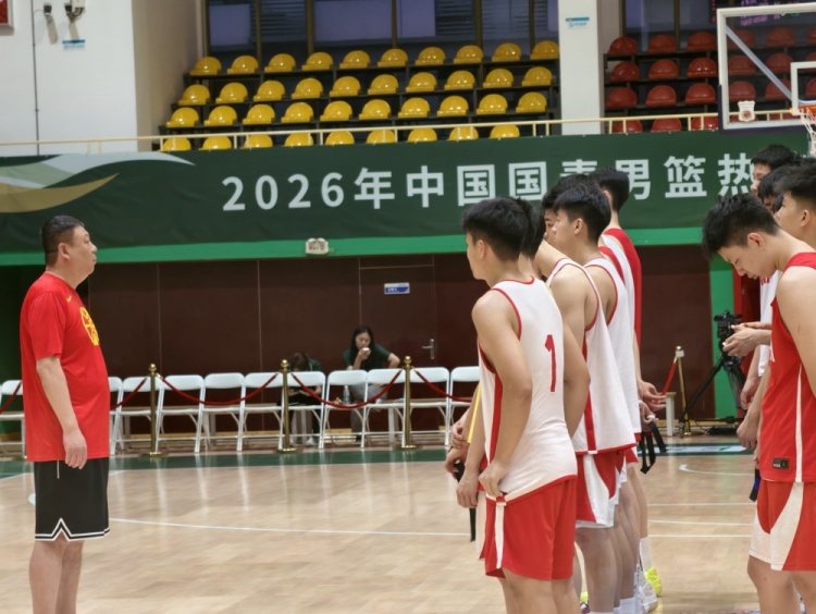 U18国青咸阳热身赛今日开战 17人竞逐12人亚洲杯名单 U18国青咸阳热身赛今日开战 17人竞逐12人亚洲杯名单
