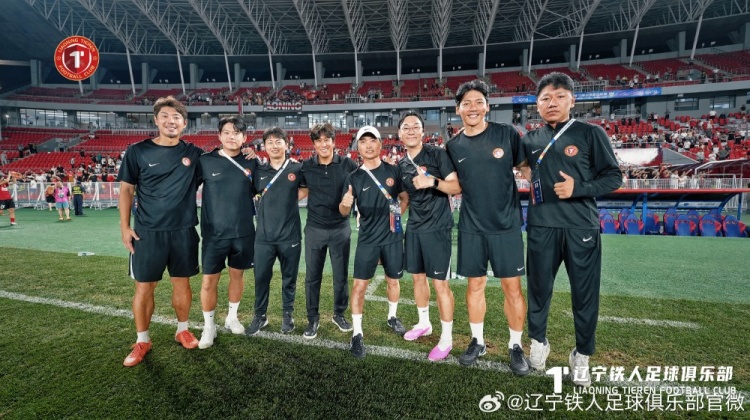 热菲尼奥双响 辽宁铁人楠波湾3-1力克上海申花 热菲尼奥双响 辽宁铁人楠波湾3-1力克上海申花