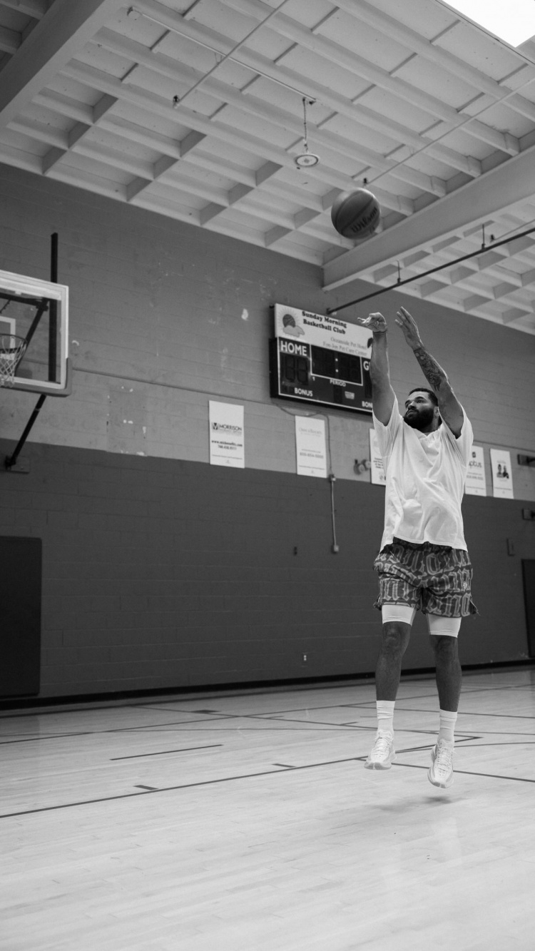 积极训练恢复状态！范弗里特社媒晒训练照